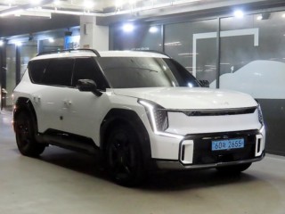 EV9 롱레인지 4WD GT Line 중고차 매물 사진